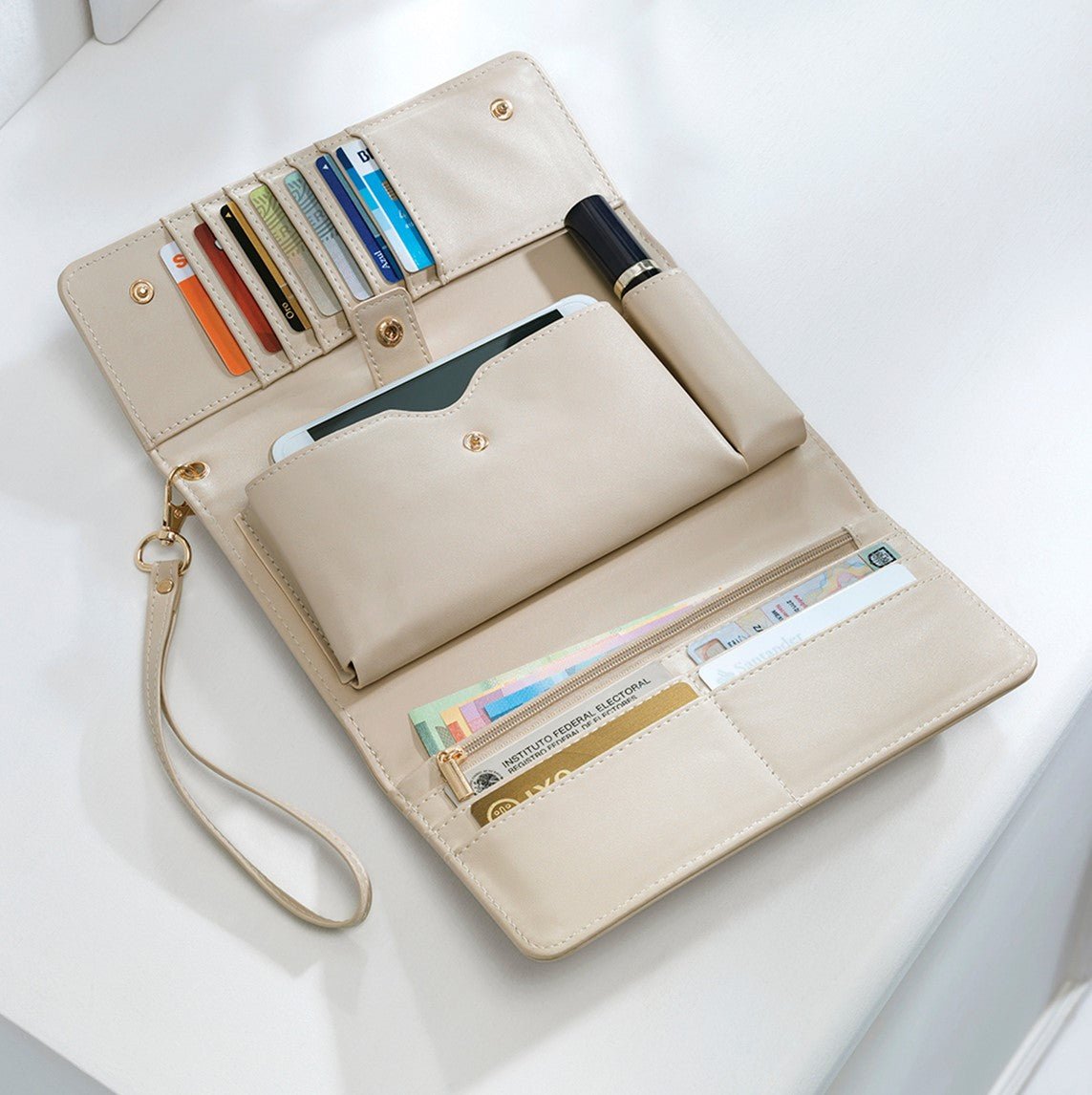 Cartera porta Cel – Betterware